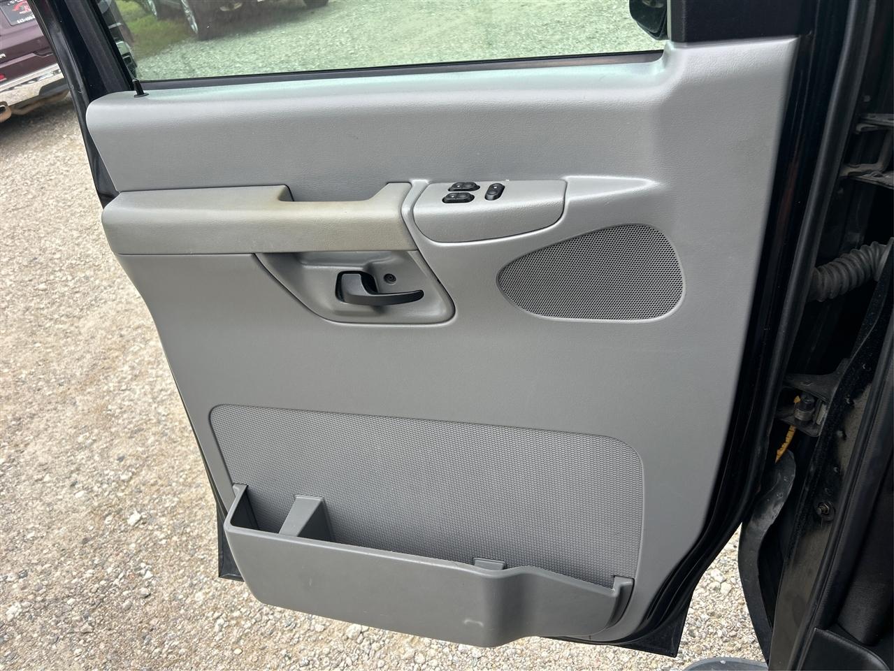 Ford Econoline E-350 Extended 2008
