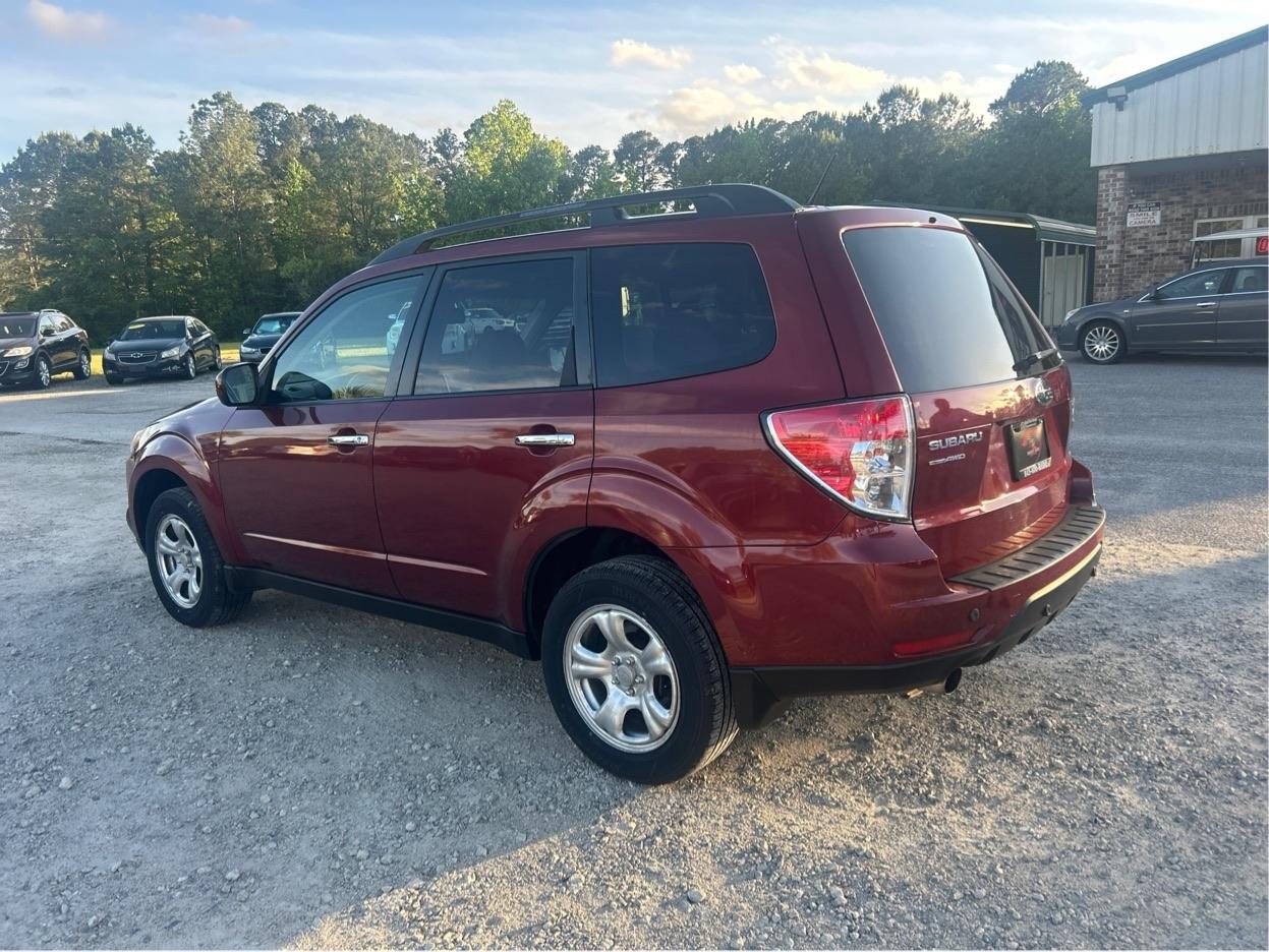 Subaru Forester 2.5X Limited 2011
