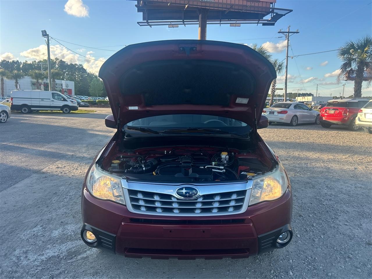Subaru Forester 2.5X Limited 2011
