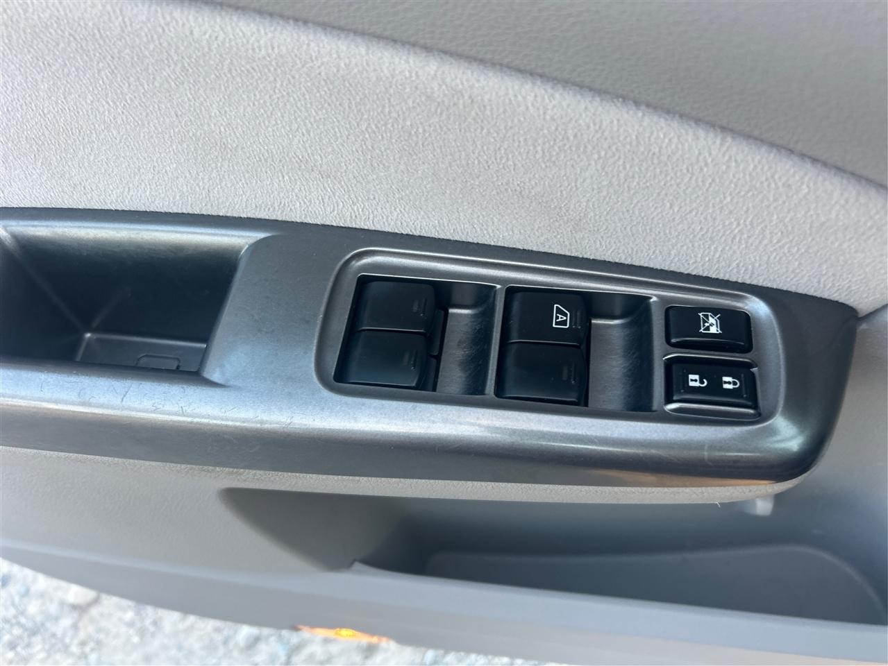 Subaru Forester 2.5X Limited 2011