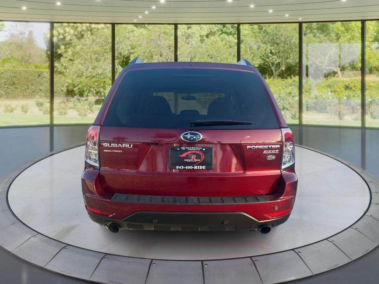 Subaru Forester 2.5X Limited 2011