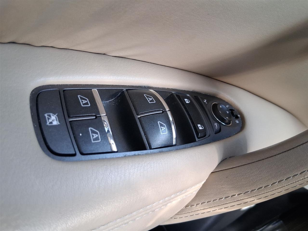 Nissan Armada SV AWD 2018