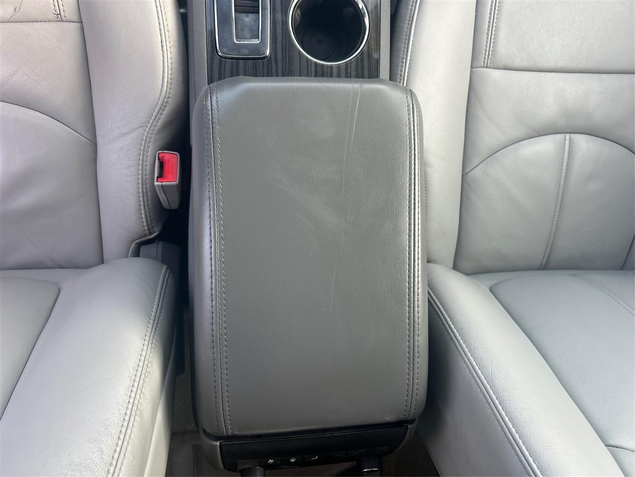 Chevrolet Traverse 2LT FWD 2013