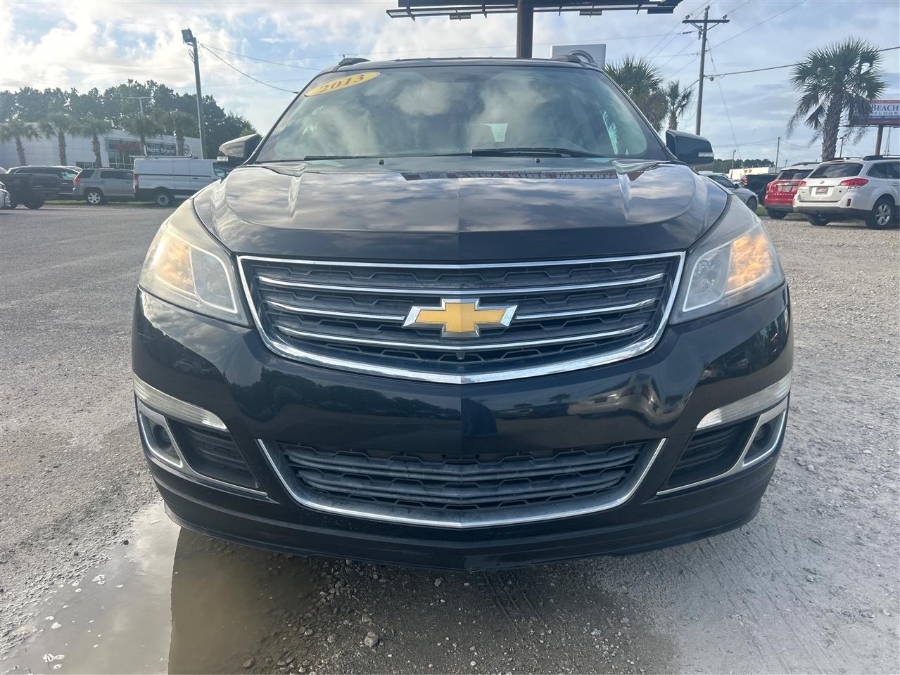 Chevrolet Traverse 2LT FWD 2013