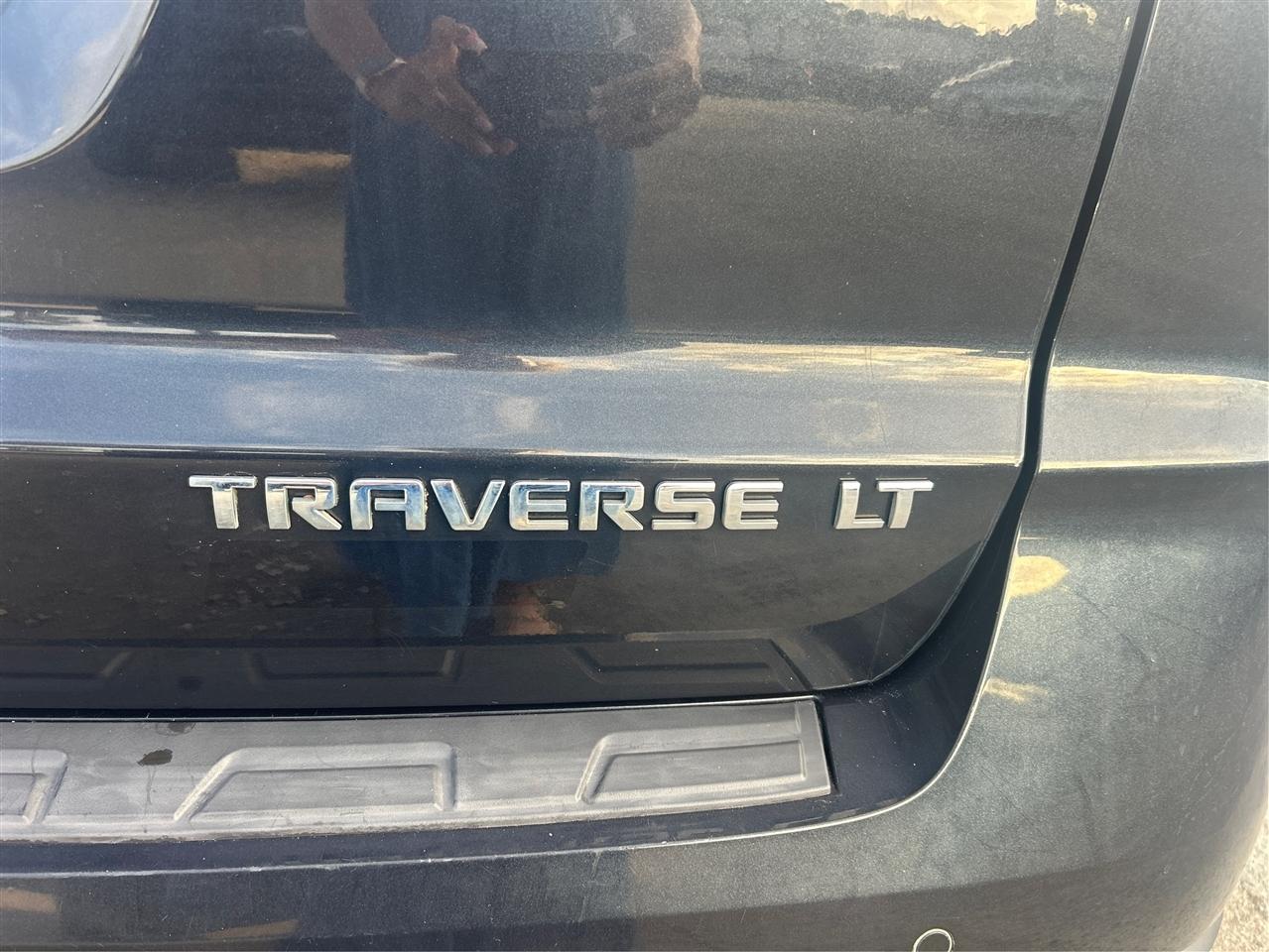 Chevrolet Traverse 2LT FWD 2013