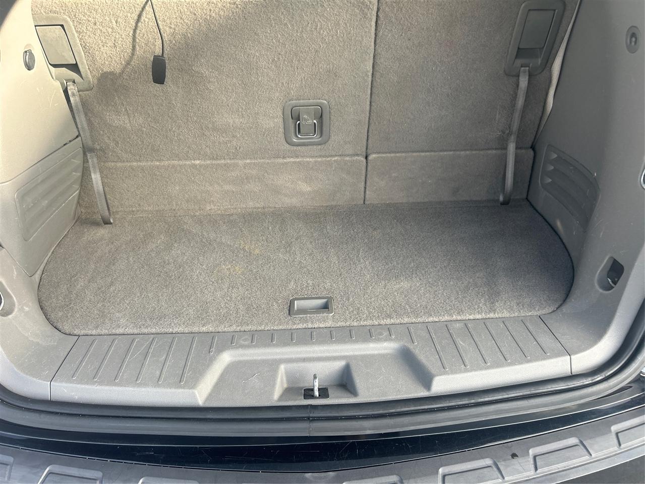 Chevrolet Traverse 2LT FWD 2013