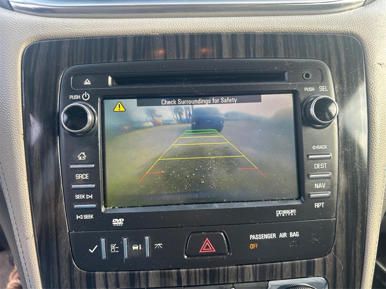 Chevrolet Traverse 2LT FWD 2013