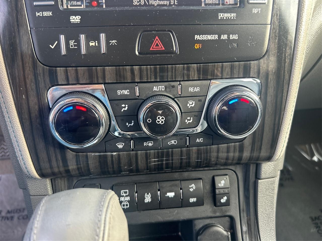 Chevrolet Traverse 2LT FWD 2013