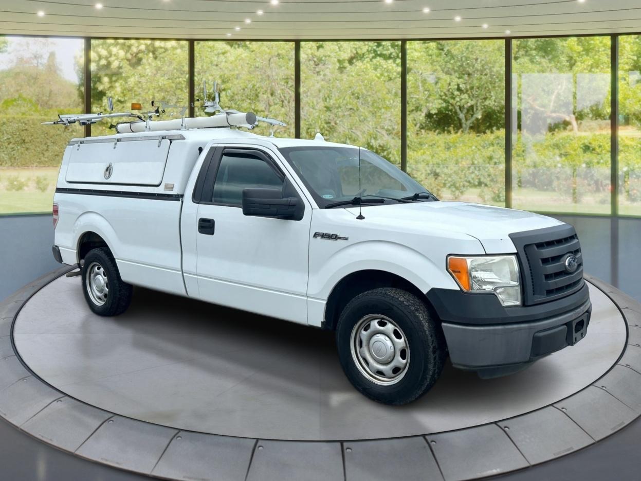 Ford F-150 XLT 8-ft. Bed 2WD 2012