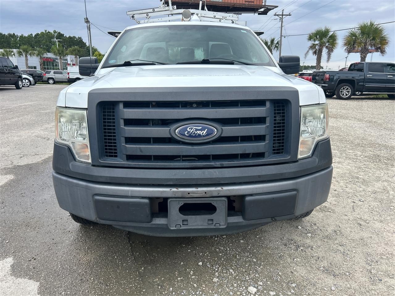 Ford F-150 XLT 8-ft. Bed 2WD 2012