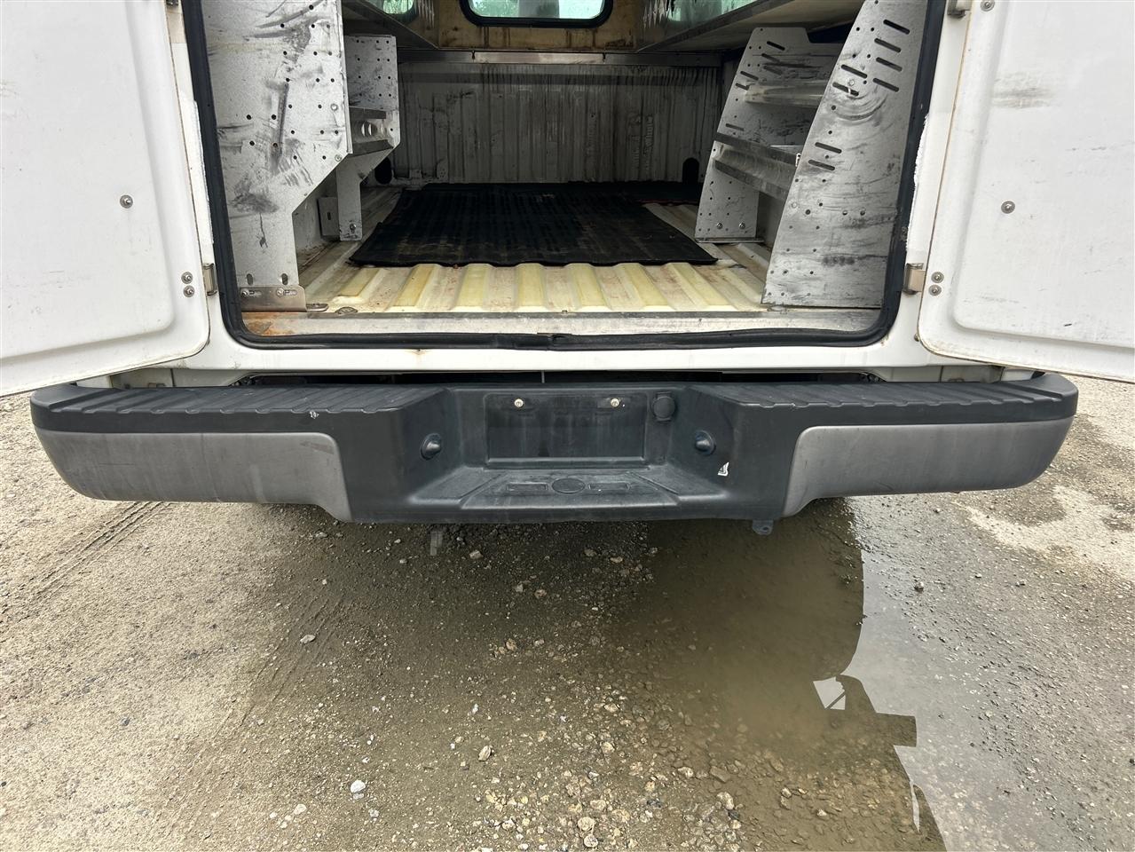Ford F-150 XLT 8-ft. Bed 2WD 2012