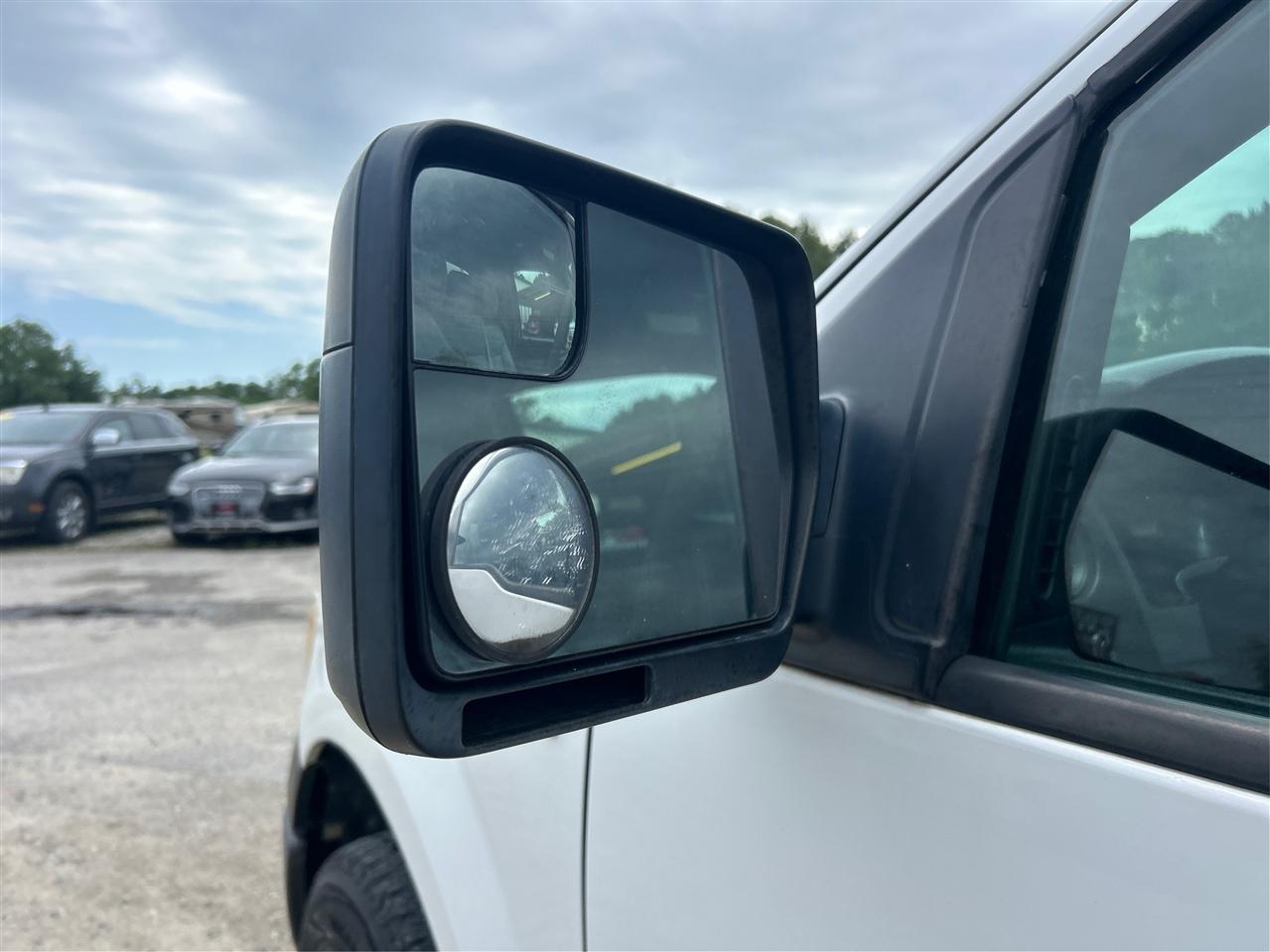 Ford F-150 XLT 8-ft. Bed 2WD 2012