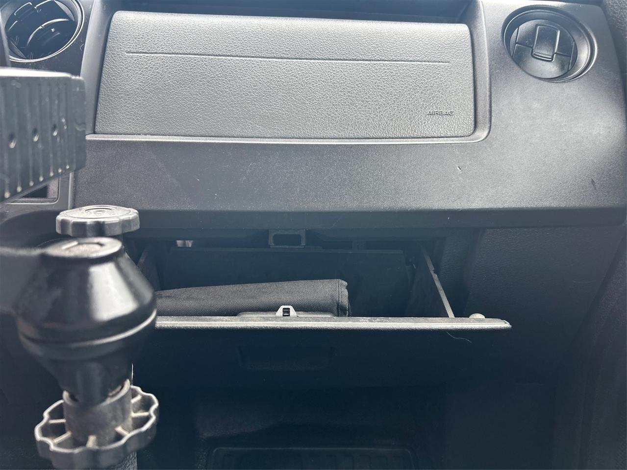 Ford F-150 XLT 8-ft. Bed 2WD 2012