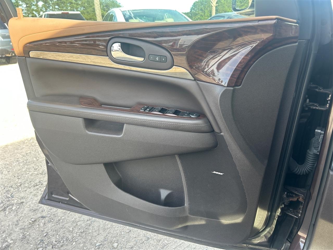 Buick Enclave Leather AWD 2015