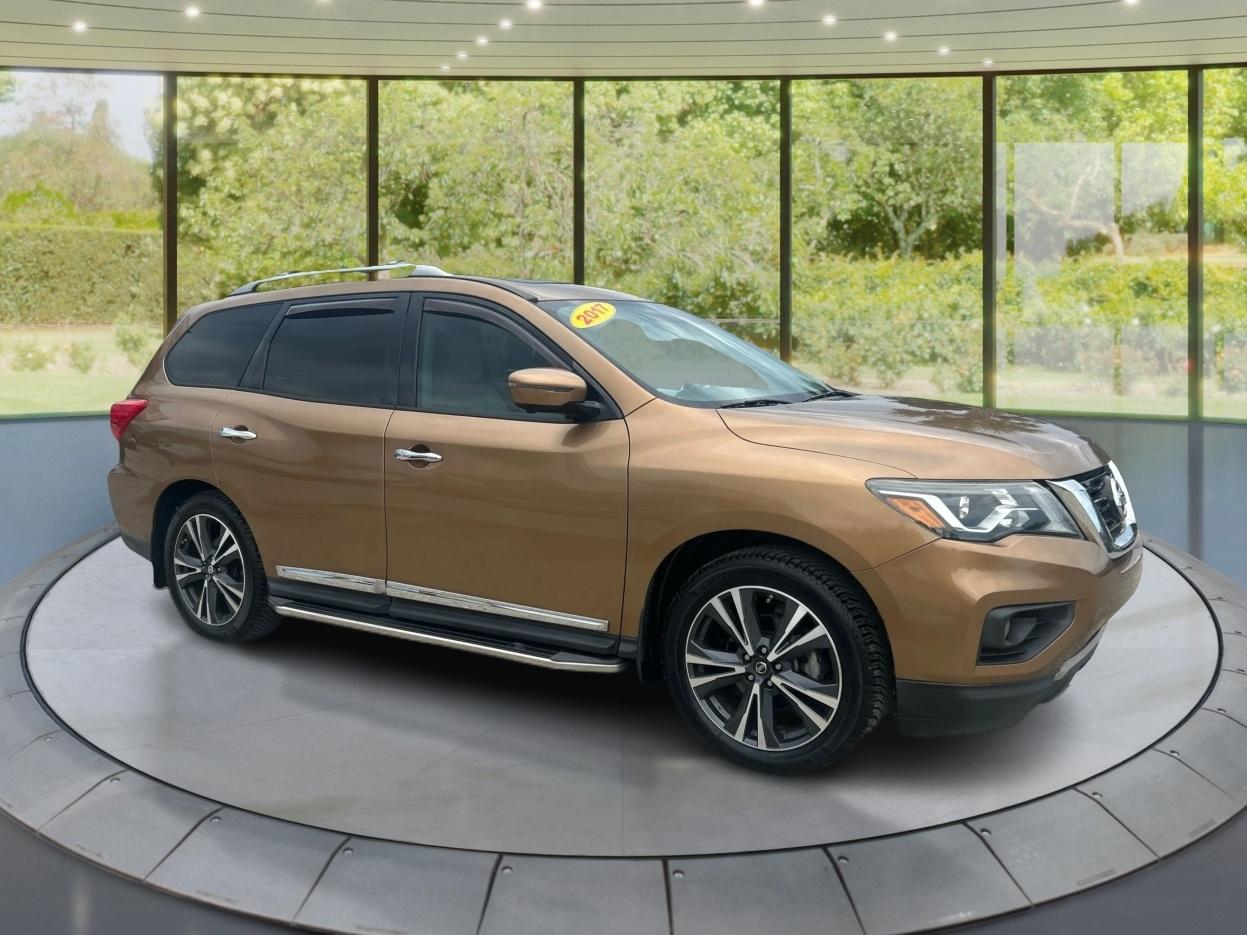 Nissan Pathfinder Platinum 4WD 2017