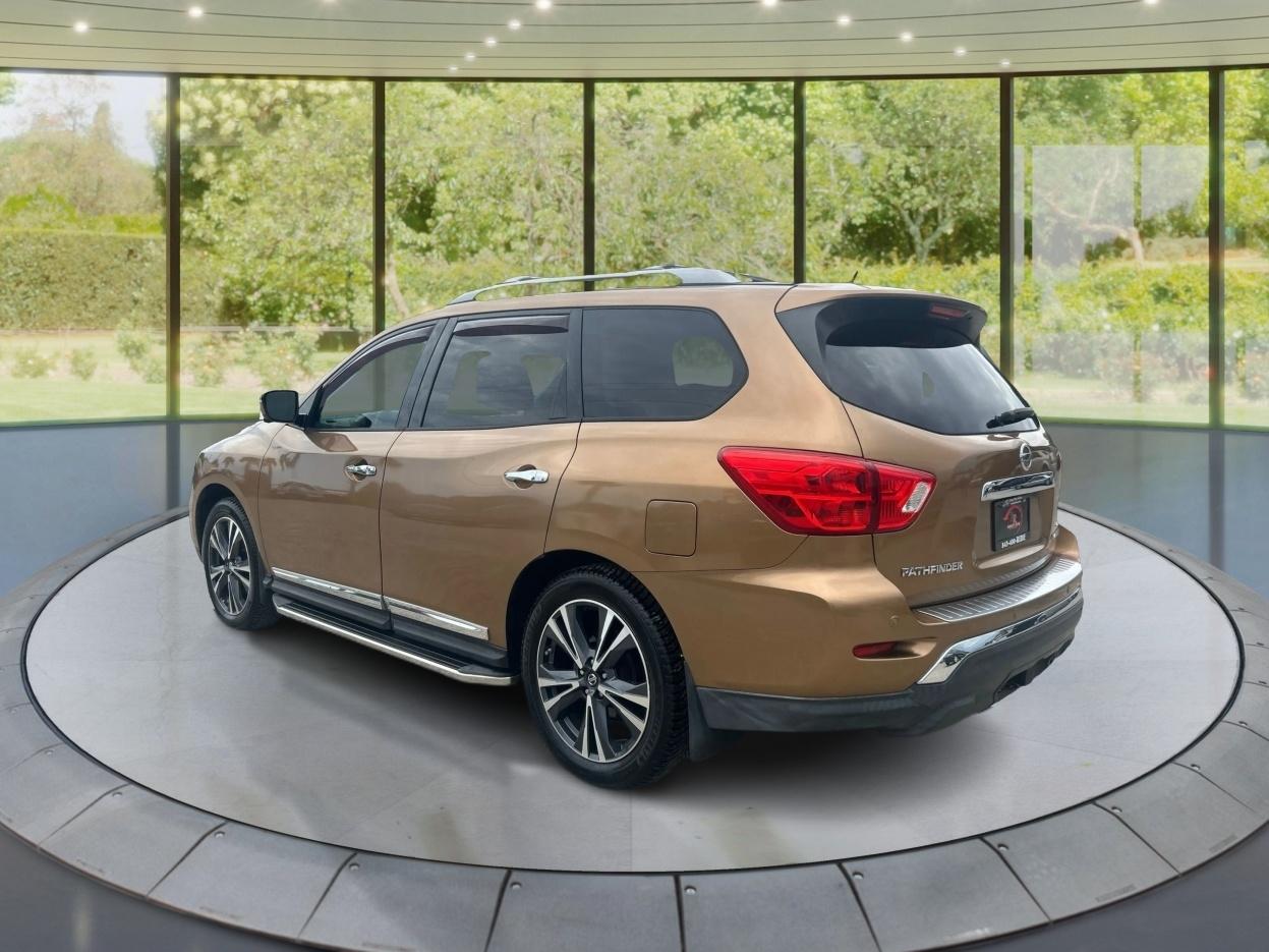 Nissan Pathfinder Platinum 4WD 2017
