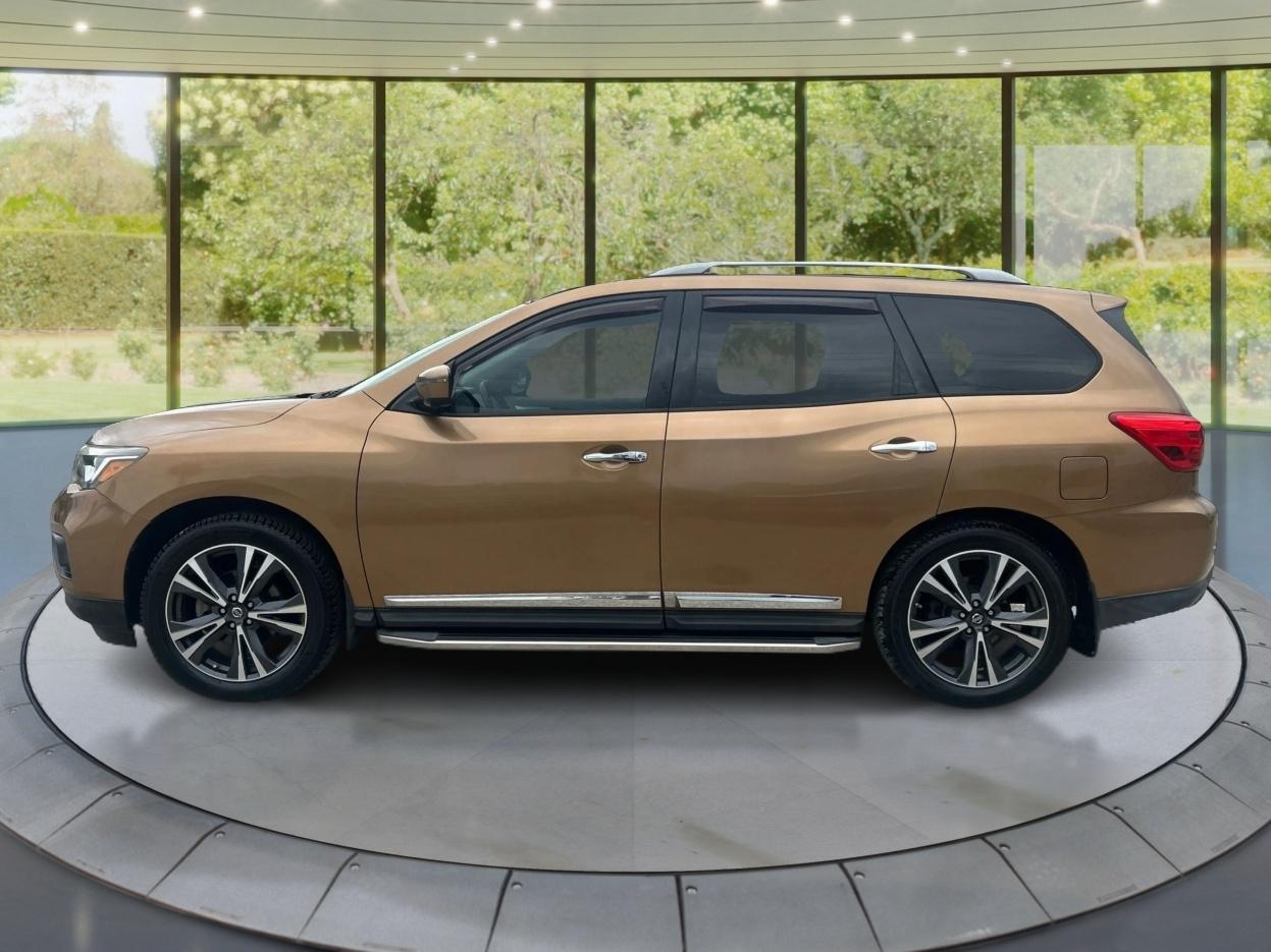 Nissan Pathfinder Platinum 4WD 2017