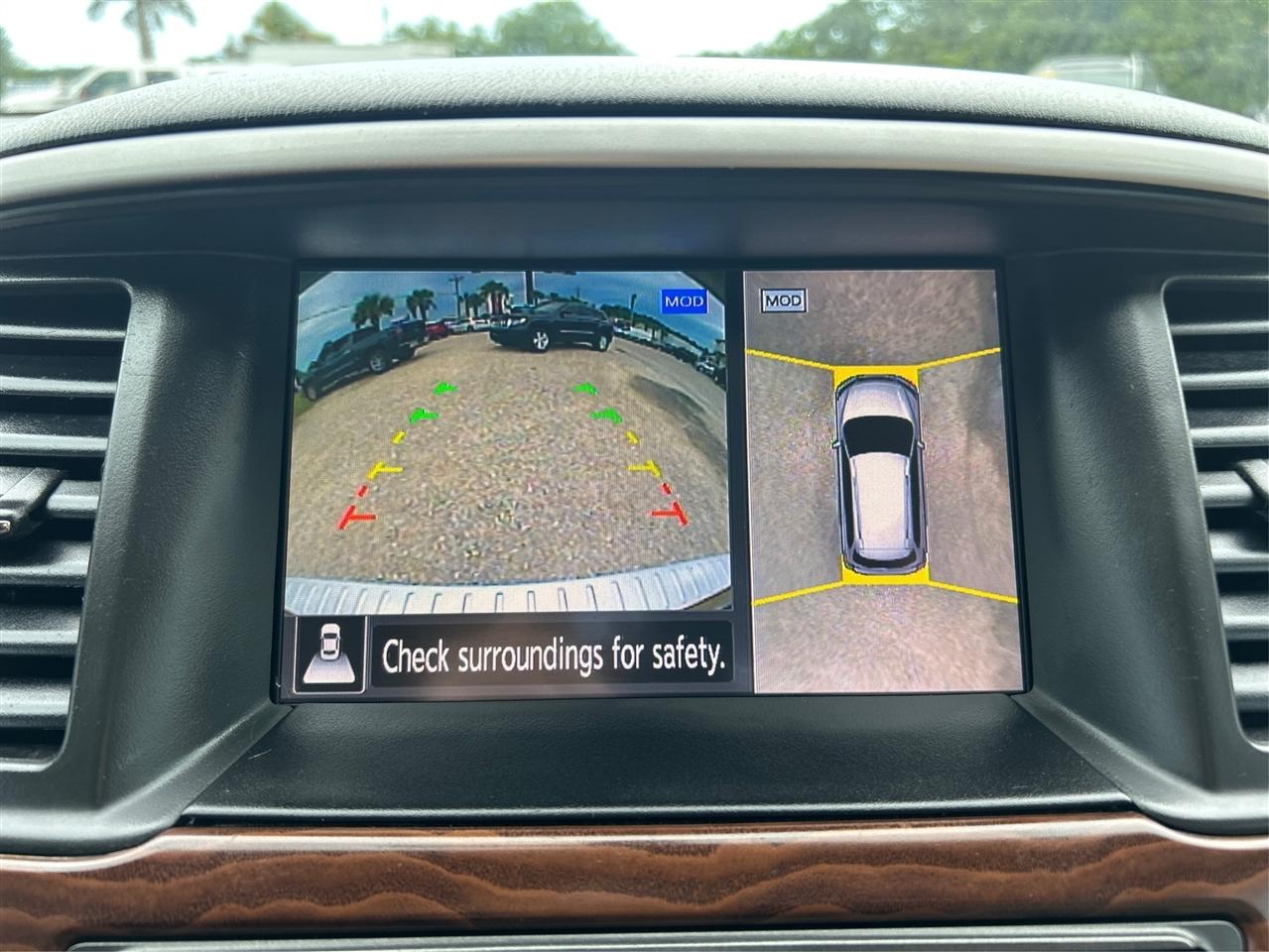 Nissan Pathfinder Platinum 4WD 2017