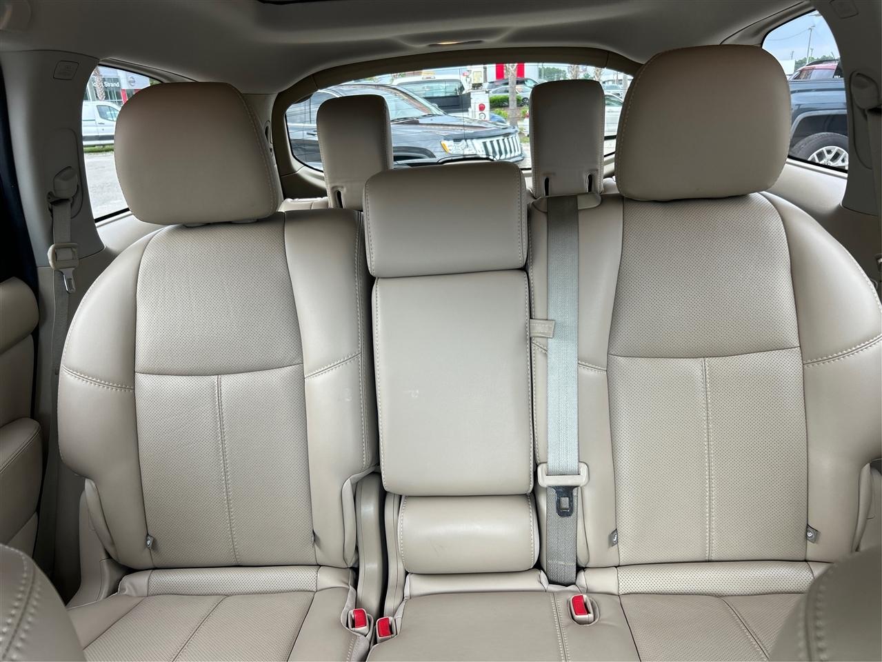 Nissan Pathfinder Platinum 4WD 2017