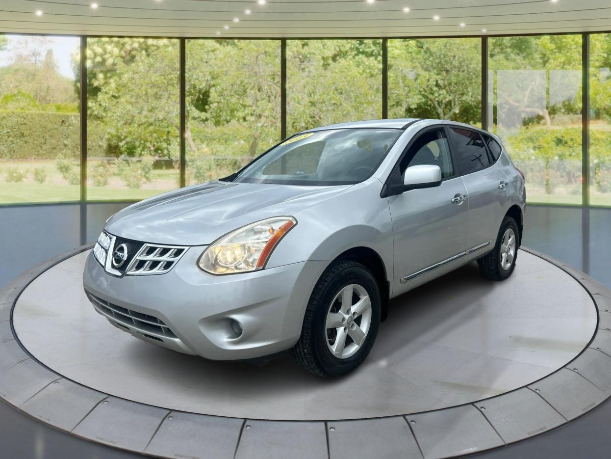 2013 Nissan Rogue S FWD's photo