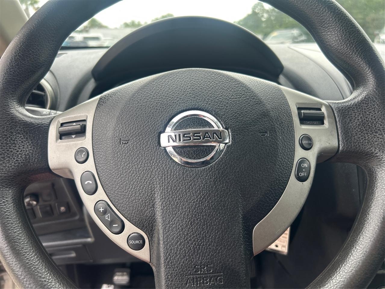 Nissan Rogue S 2WD 2013