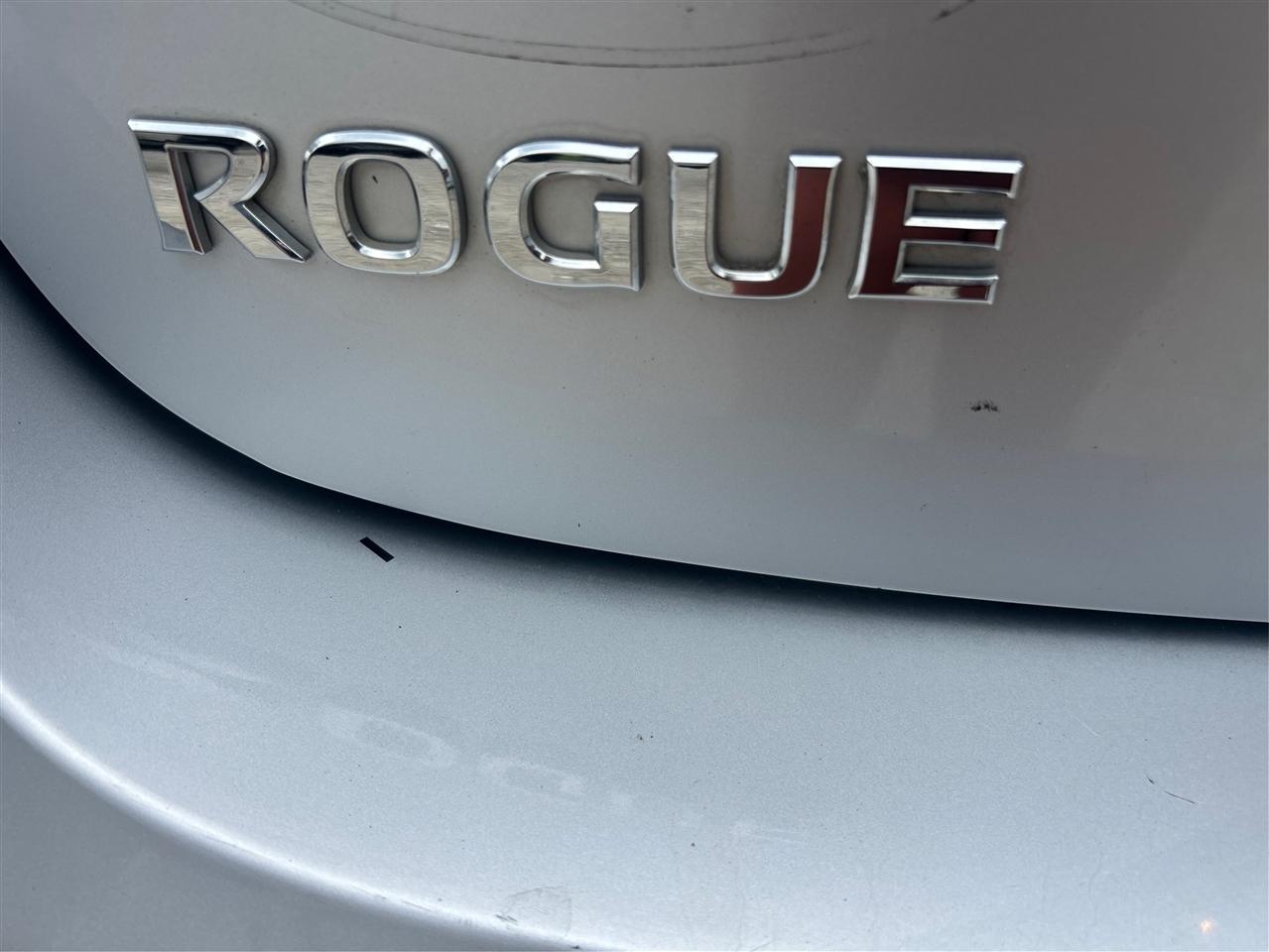 Nissan Rogue S 2WD 2013