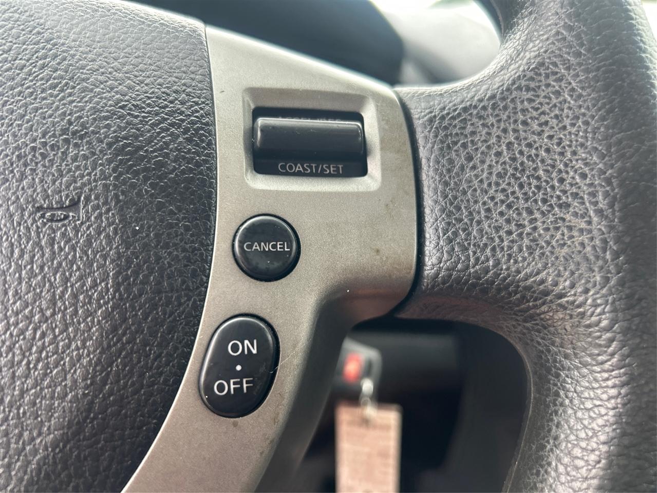 Nissan Rogue S 2WD 2013