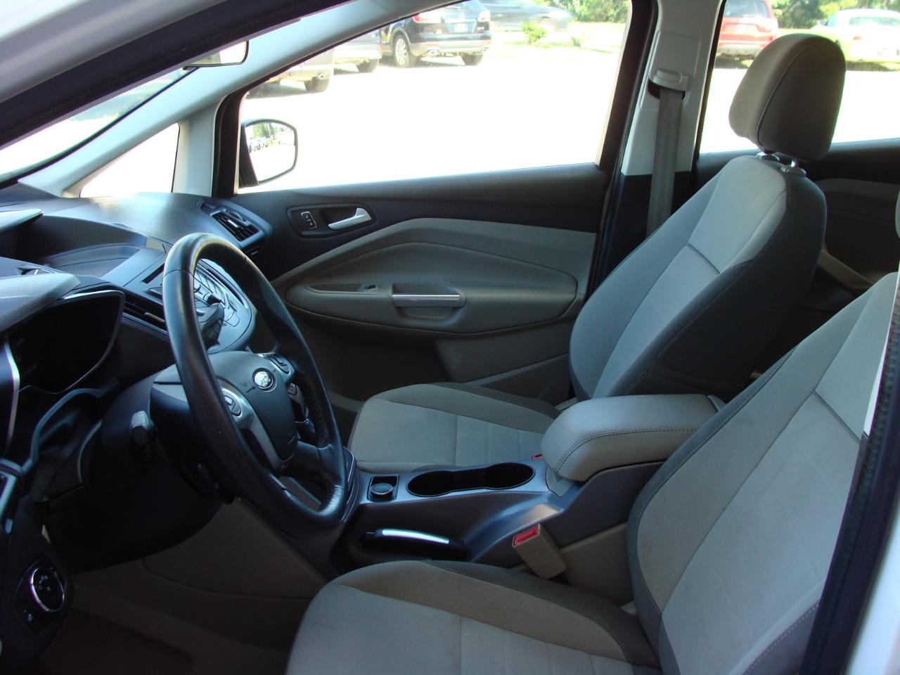 Ford C-Max Hybrid SE 2014