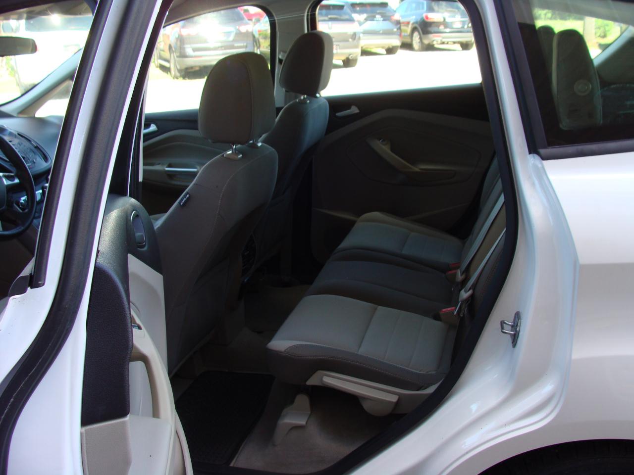 Ford C-Max Hybrid SE 2014