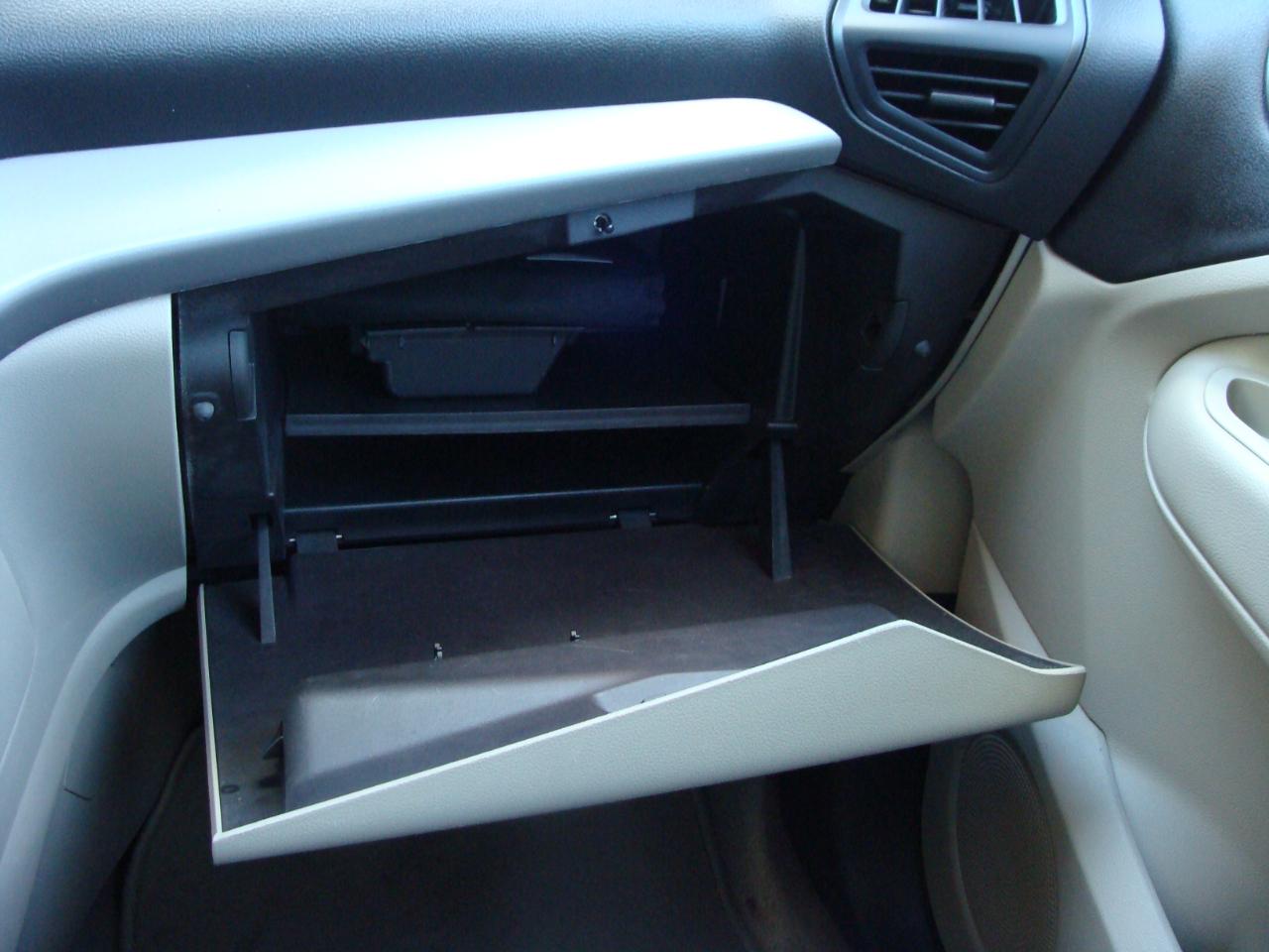 Ford C-Max Hybrid SE 2014