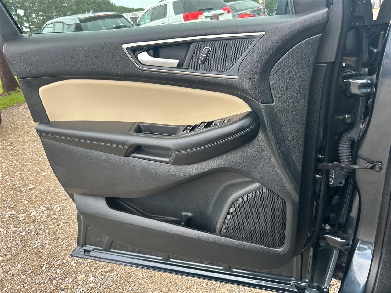 Ford Edge SEL 2023