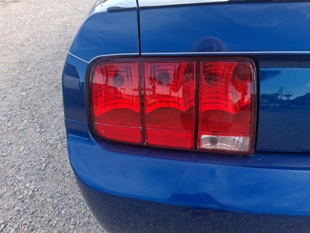 Ford Mustang GT Deluxe Convertible 2008
