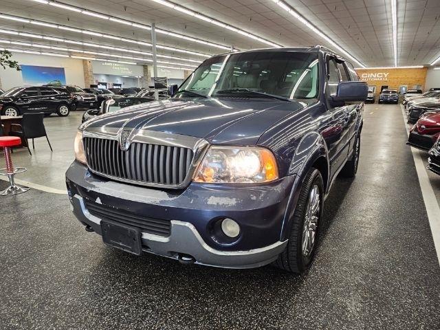Lincoln Navigator Luxury 4WD 2003