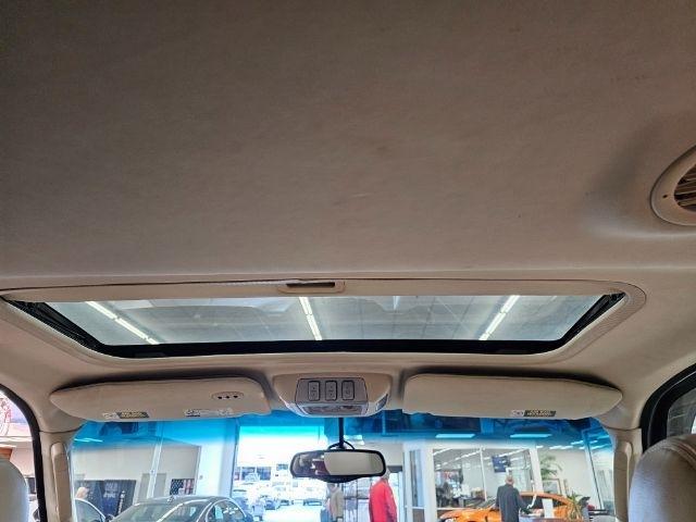 Lincoln Navigator Luxury 4WD 2003