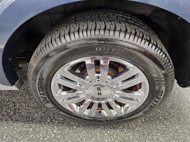 Lincoln Navigator Luxury 4WD 2003