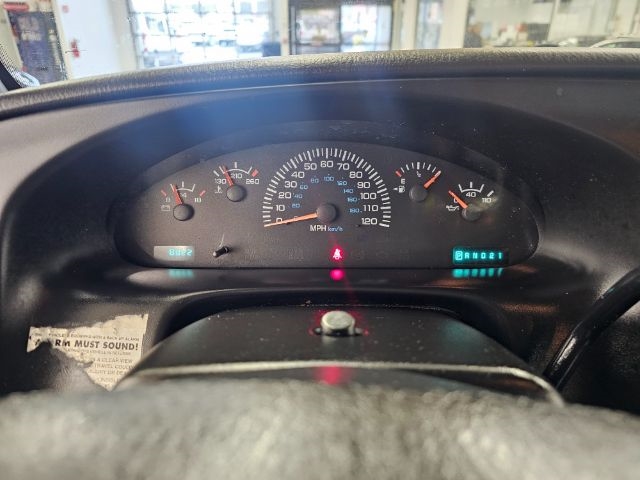 Dodge Ram Wagon 2500 127" WB 2001