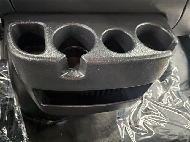 Dodge Ram Wagon 2500 127" WB 2001