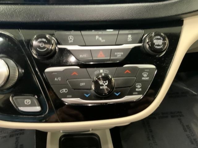 Chrysler Voyager LX FWD 2020