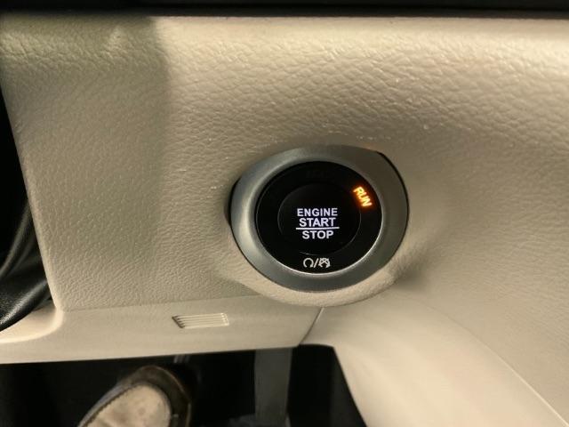 Chrysler Voyager LX FWD 2020