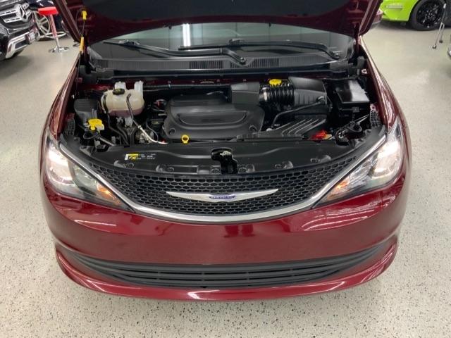 Chrysler Voyager LX FWD 2020