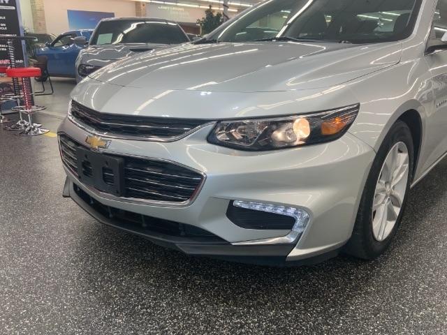 Chevrolet Malibu 4dr Sdn LT w/1LT 2017
