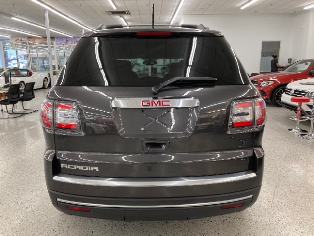 GMC Acadia FWD 4dr SLE w/SLE-1 2015