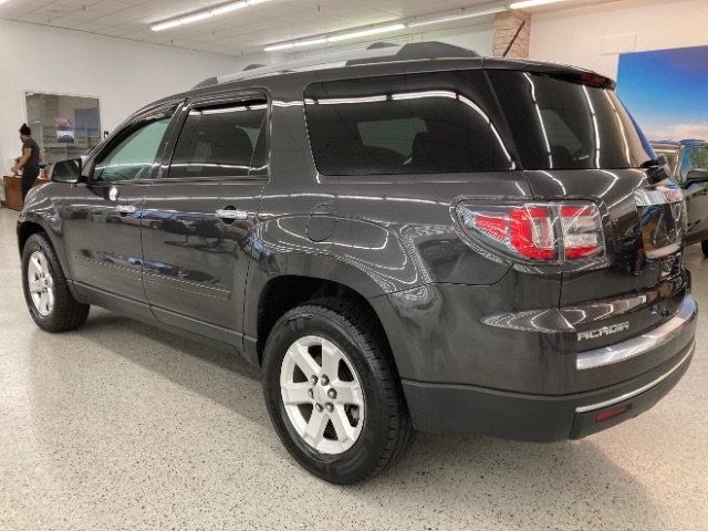 GMC Acadia FWD 4dr SLE w/SLE-1 2015