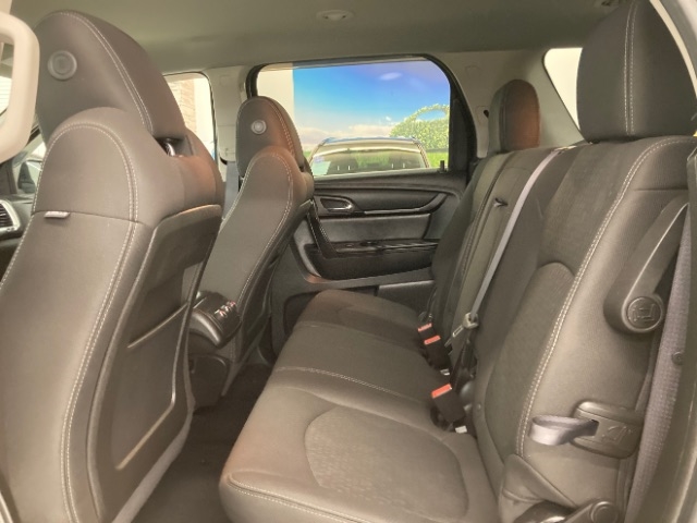 GMC Acadia FWD 4dr SLE w/SLE-1 2015