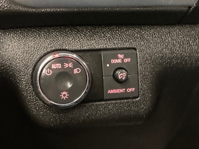 GMC Acadia FWD 4dr SLE w/SLE-1 2015