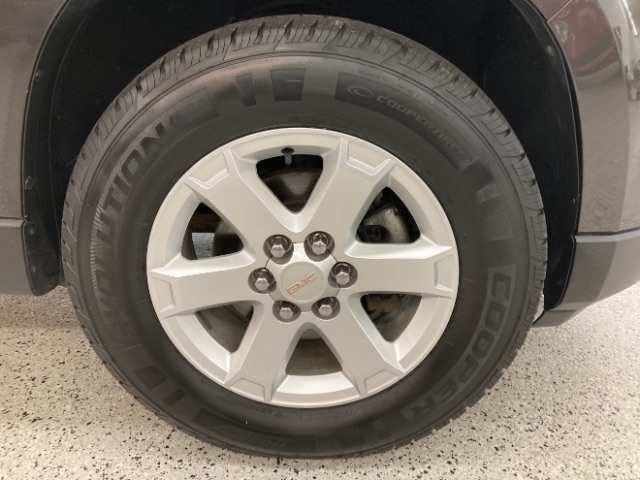 GMC Acadia FWD 4dr SLE w/SLE-1 2015