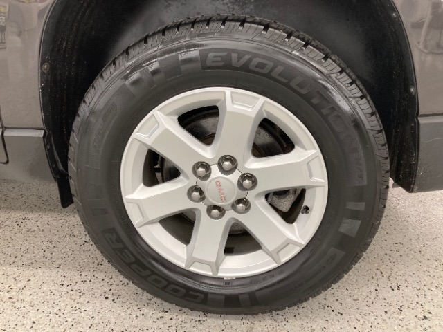 GMC Acadia FWD 4dr SLE w/SLE-1 2015