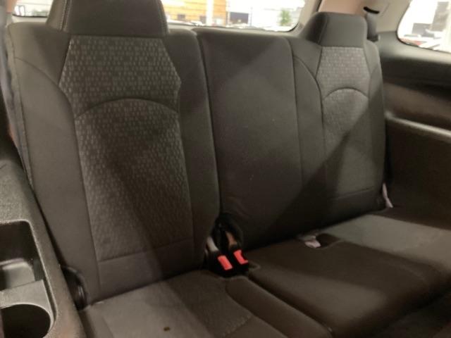 GMC Acadia FWD 4dr SLE w/SLE-1 2015