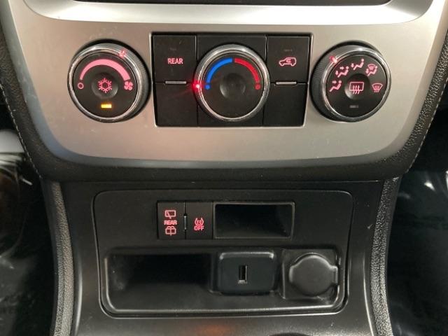 GMC Acadia FWD 4dr SLE w/SLE-1 2015