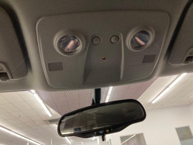 GMC Acadia FWD 4dr SLE w/SLE-1 2015